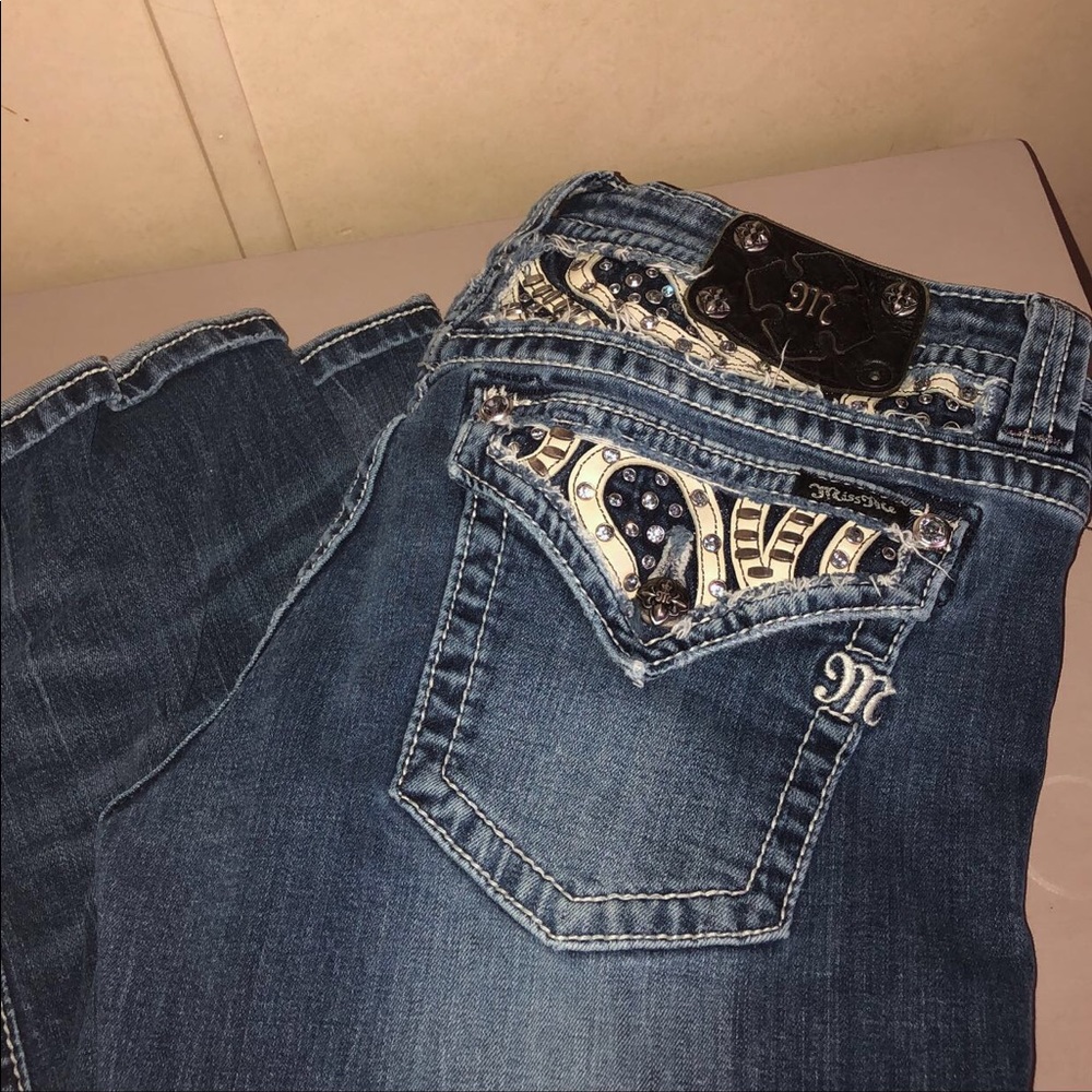 Miss Me capris size 33